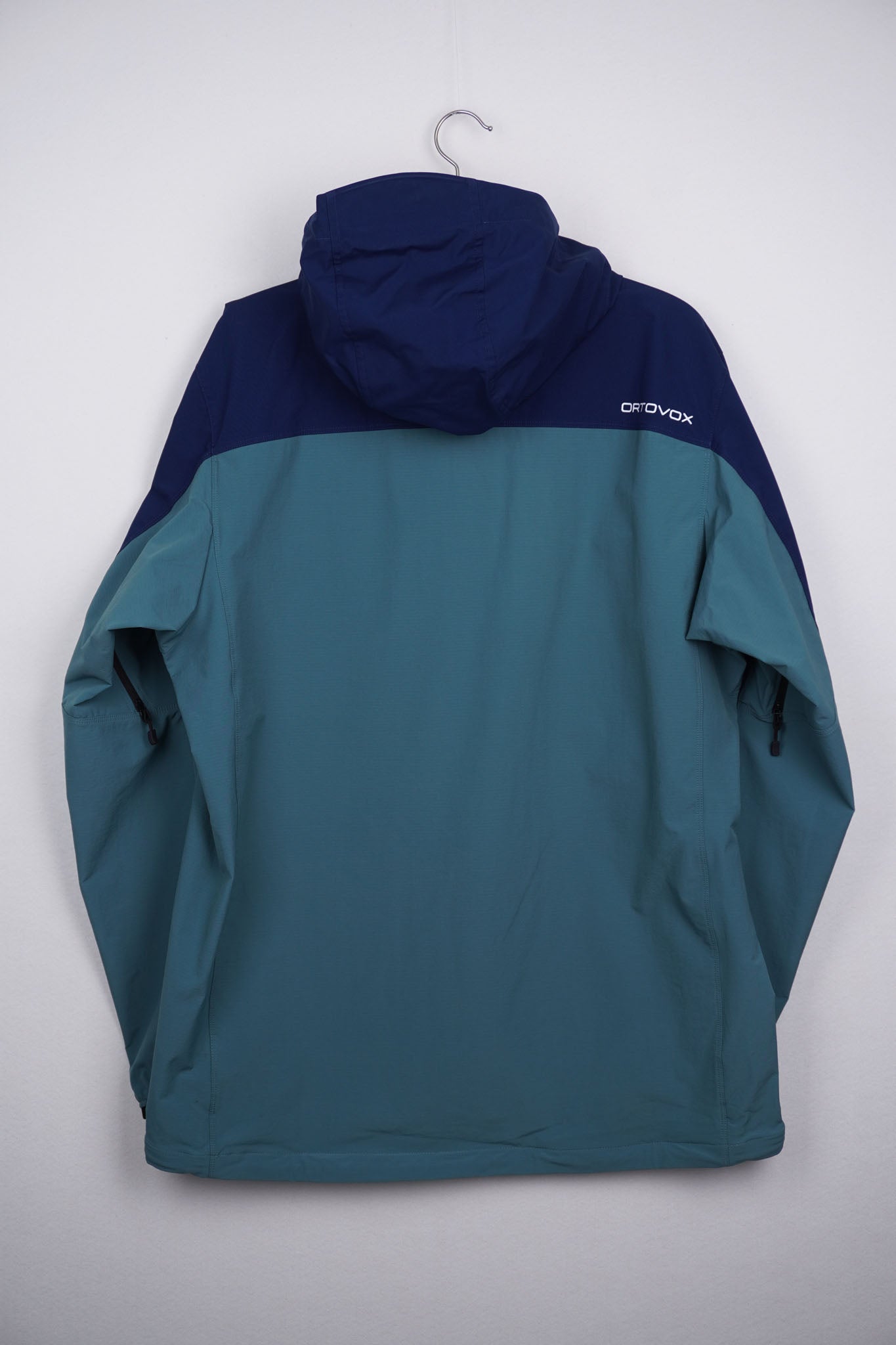MESOLA JACKET