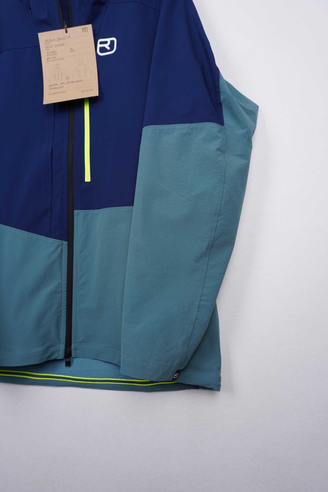 MESOLA JACKET